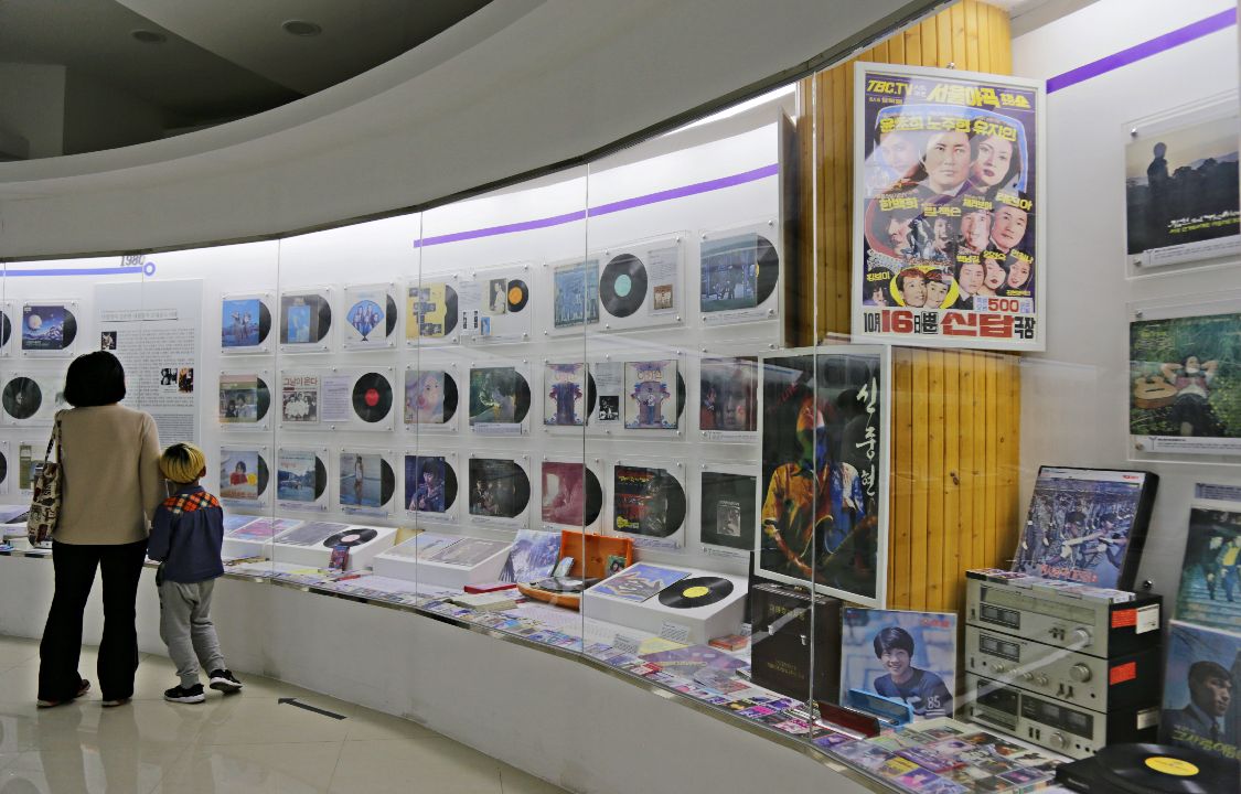 SHOP000000000211_A_01.jpg